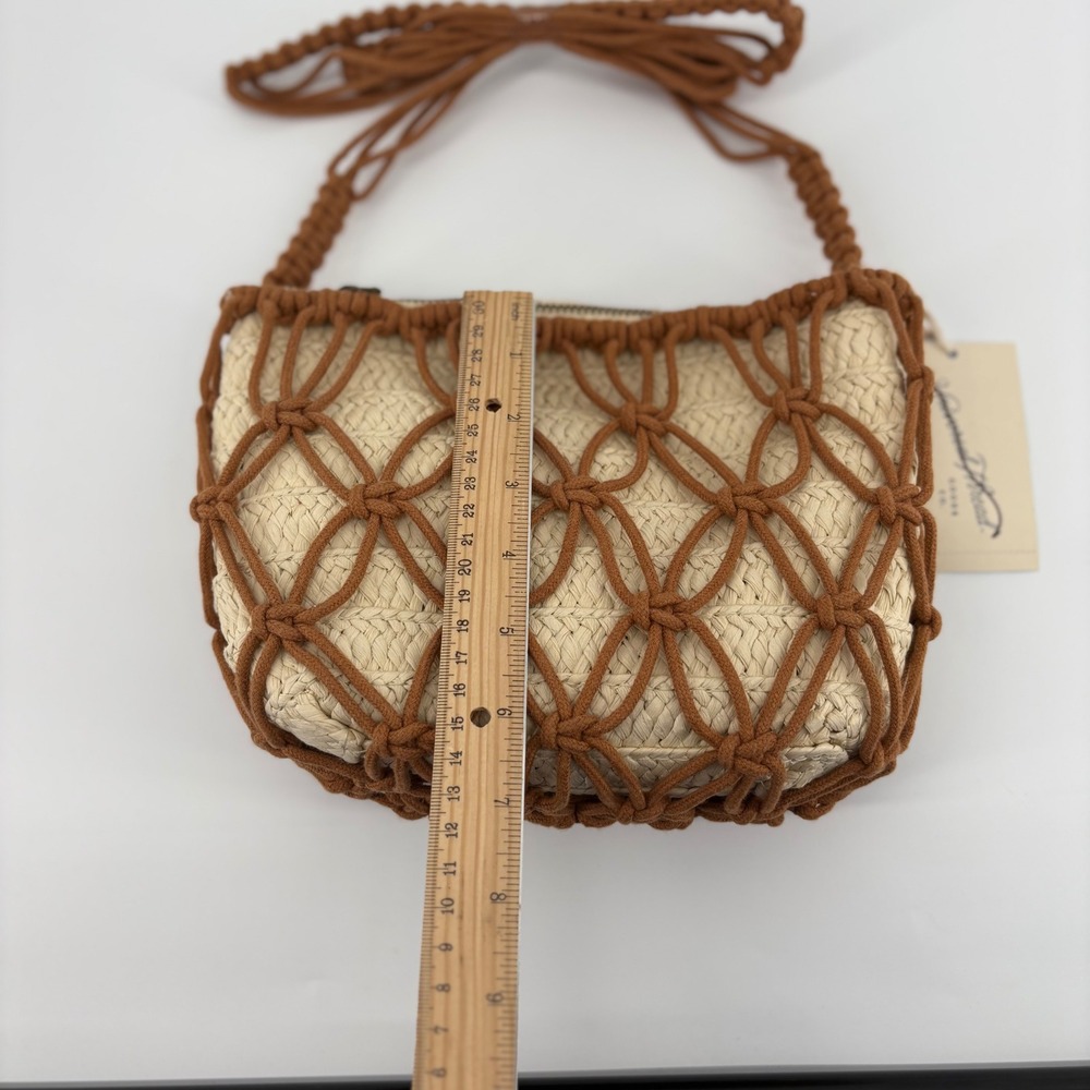 Universal Thread Macrame Straw Crossbody Bag Brown Tan Woven Boho‎ NWT - Picture 2 of 4